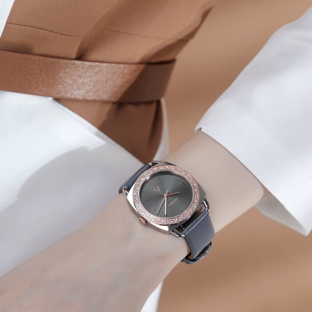 TRNDA Women's Stainless Steel Watch, Gray Leather Band | TRD-SS35-1